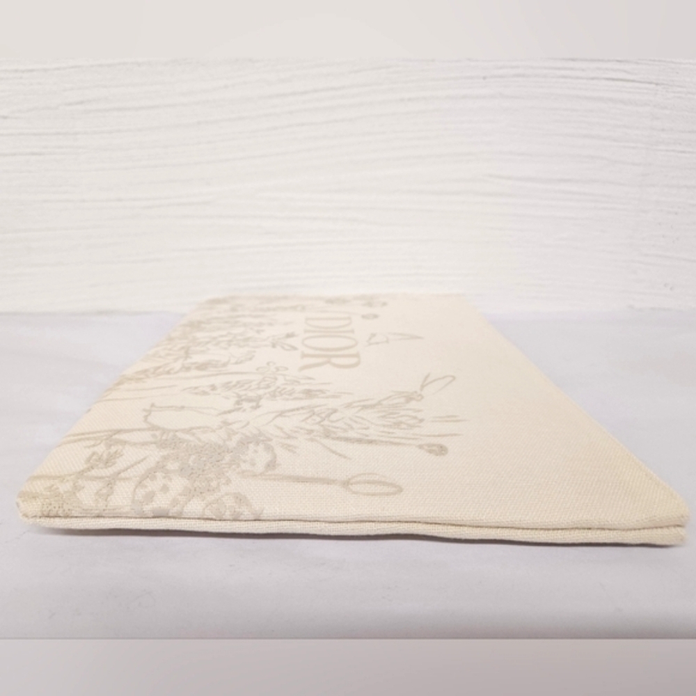 Christian Dior Trousse Zippered Pouch in Floral and Cream Canvas with Box NWT - Picture 6 of 9